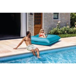 Pouf Géant Extérieur Flottant Intex - Bleu 7 Pouf Géant Extérieur Flottant Intex - Bleu -Raviday Piscine 56794eu ambiance 10