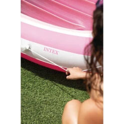 Matelas Bateau Gonflable Avec Pare-soleil Intex Pink Paradise 14 Matelas Bateau Gonflable Avec Pare-soleil Intex Pink Paradise -Raviday Piscine 57804eu ambiance 7