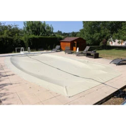 Couverture De Sécurité 4 Saisons Cov'Top - Piscine Entre 3 X 6 M Et 3,5 X 7 M - Beige -Raviday Piscine covt20x04msd couverture 4 saisons cov top beige poolco 1 3