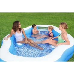 Piscine Gonflable Bestway Splash View Avec Sièges Et Hublot 16 Piscine Gonflable Bestway Splash View Avec Sièges Et Hublot -Raviday Piscine piscine splash view bestway ambiance 2